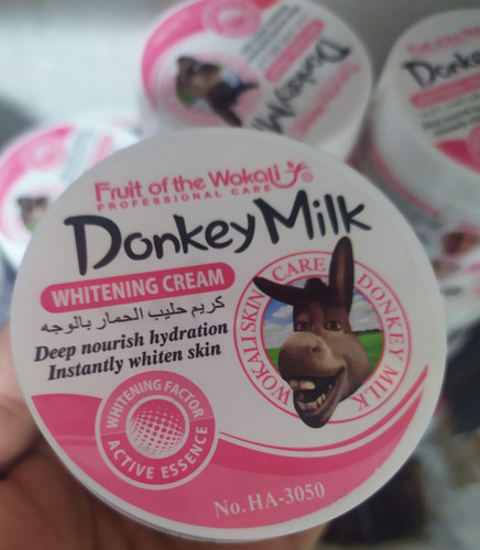 کرم شیر الاغ سفید کننده فوری ویتامینه و کلاژن ساز اصلی